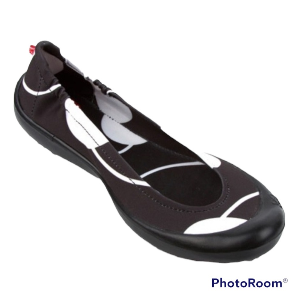 LUV Dream Flats - Large Lunar Dot (Black)